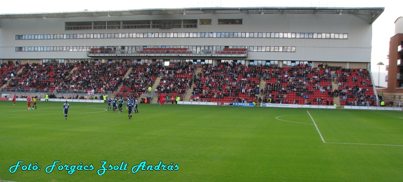 leyton_orient_football_stadion__001.JPG