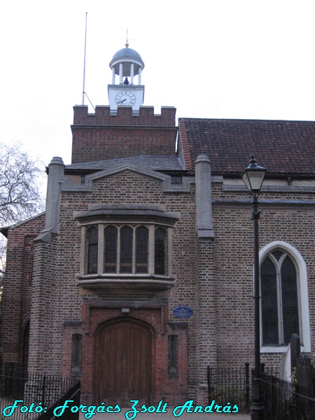 leyton_parish_church_003.JPG