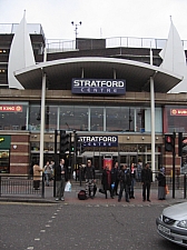 stratford_uzlethaz__002.JPG