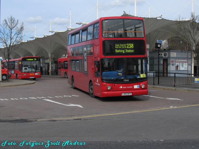 stratford_bus_station__007.JPG