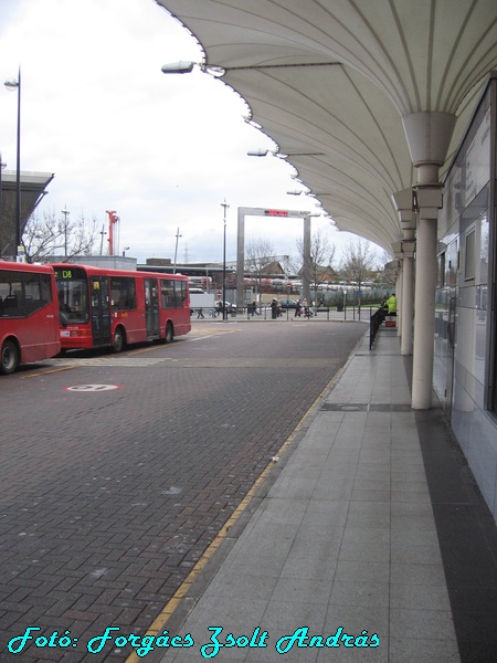 stratford_bus_station__025.JPG