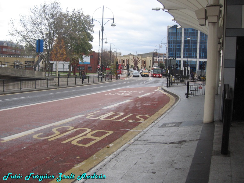 stratford_bus_station__028.JPG