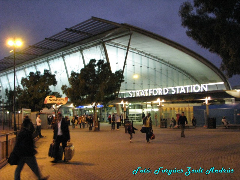 stratford_bus_station__035.JPG