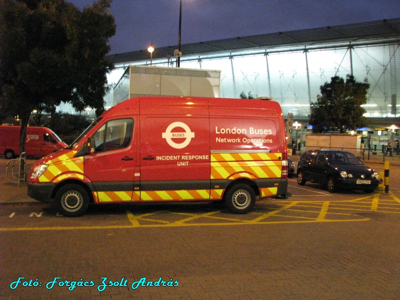 stratford_bus_station__037.JPG