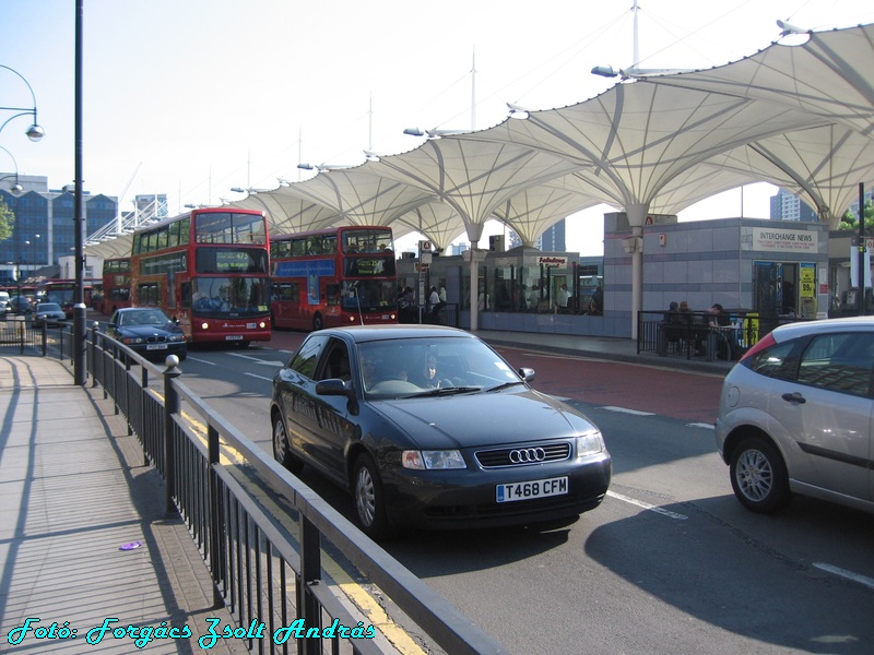 stratford_bus_station__042.JPG