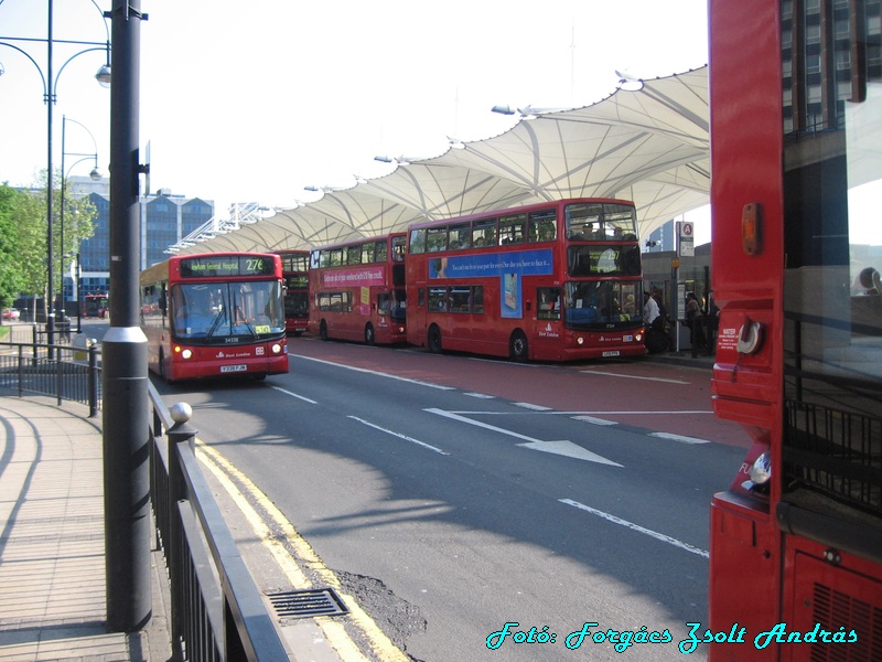 stratford_bus_station__043.JPG