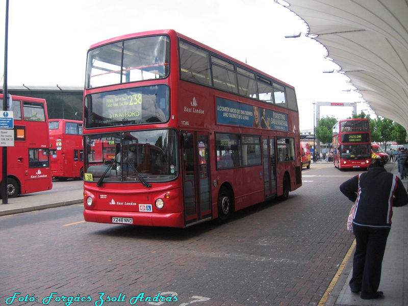 stratford_bus_station__050.JPG