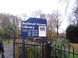 london__096_bethnal_green_konyvtar_001.JPG london__096_bethnal_green_konyvtar_001.JPG