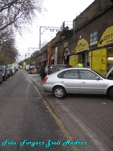 london__096_001_c.h.road_010.JPG