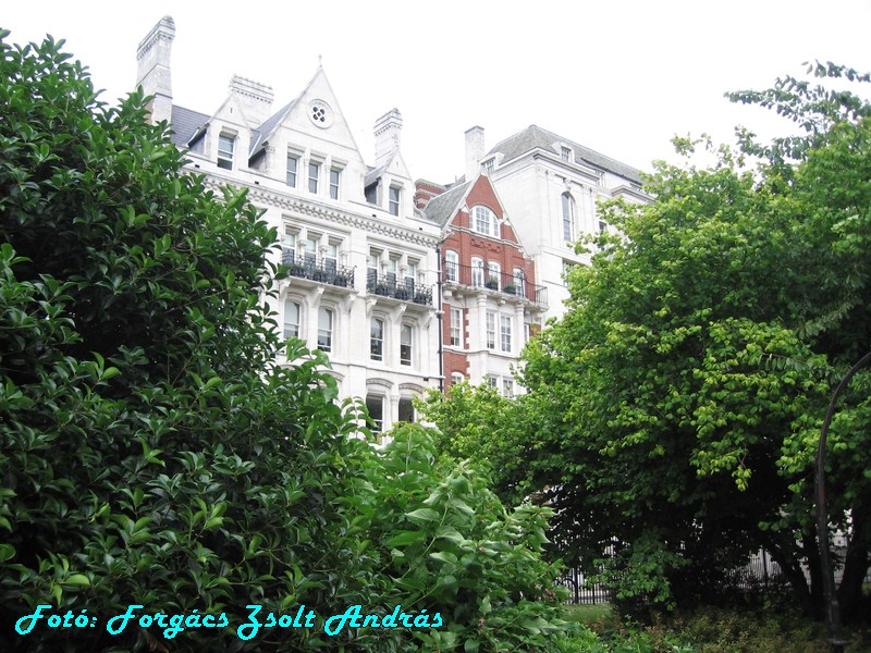 holborn_lincolns_inn_fields_016.JPG