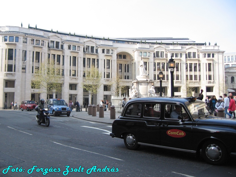 london_st_paul_cathedral__033.JPG