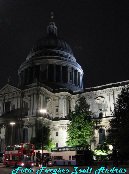 london_st_paul_cathedral__043.jpg