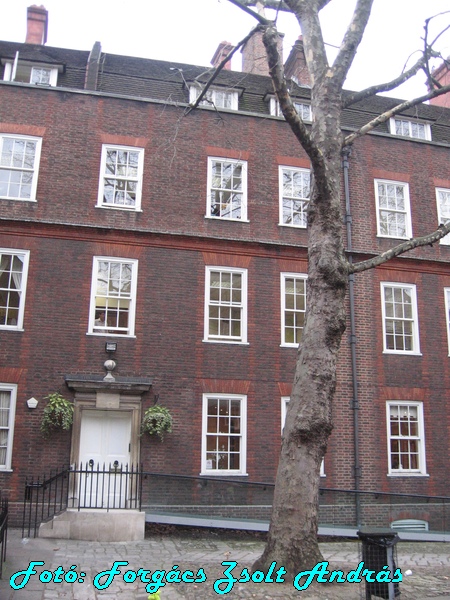 london_241_holborn_staple_inn__011.JPG