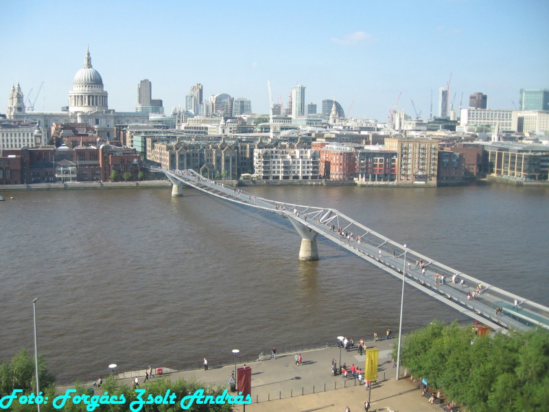 london_milleneum_bridge__012.JPG