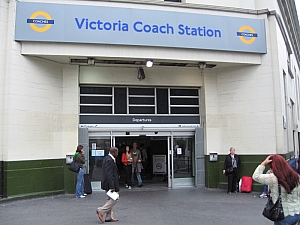 london_victoria_coach_station__002.jpg