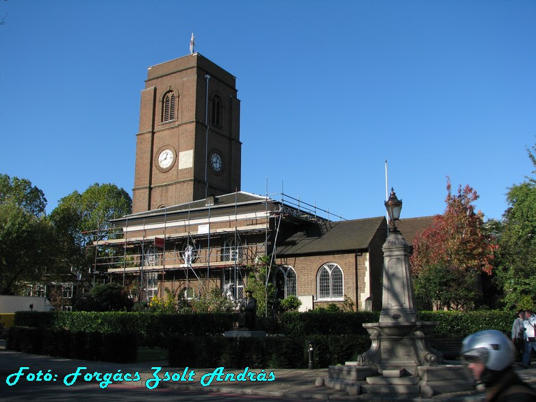 chelsea_old_church_001.JPG